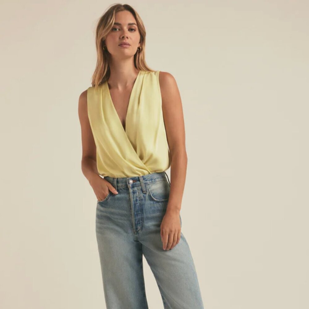 NWOT Favorite Daughter The Sleeveless Date Blouse XS Limeade